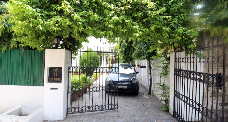TG Stays Nizamuddin East, New Delhi 1
